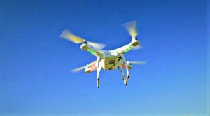 Peut-on faire voler un drone par un jour de vent ?