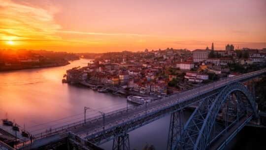 Pourquoi Porto devrait-elle être votre prochaine destination incontournable ?