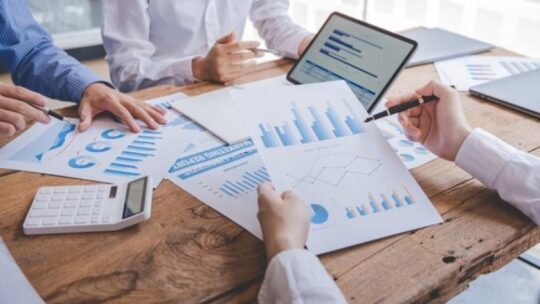 Une visibilité financière en temps réel pour les médecins : Piloter son cabinet avec précision