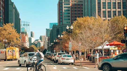 Mobilité urbaine: comment les villes réinventent les trajets domicile-bureau