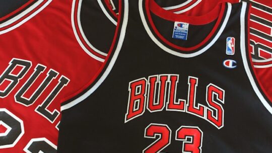 Les clés pour reconnaître et authentifier un maillot de basket vintage