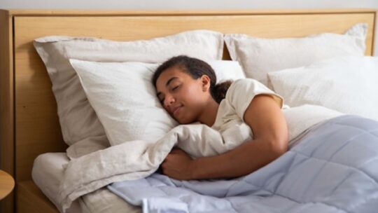 Le sommeil : le secret naturel pour une peau éclatante et une santé rayonnante